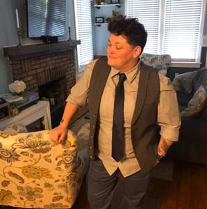 Meet your Posher, Laura